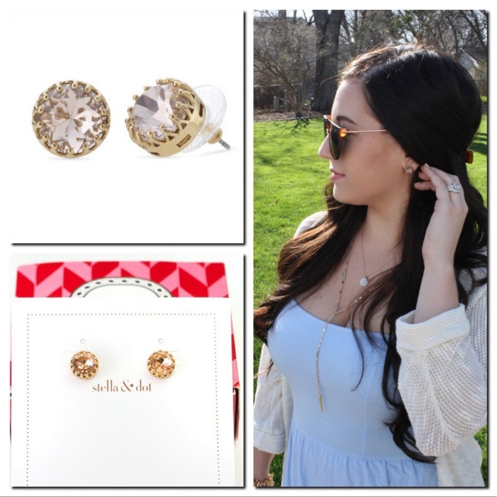 Stella & Dot Nancy Stud Earrings Gold Peach